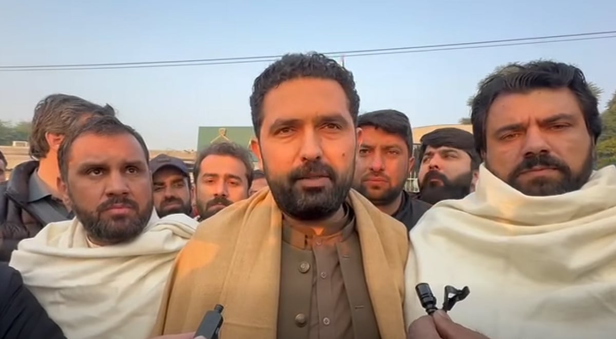 খাইবার পাখতুনখাওয়া প্রদেশের মুখ্যমন্ত্রী সোহেল আফ্রিদি