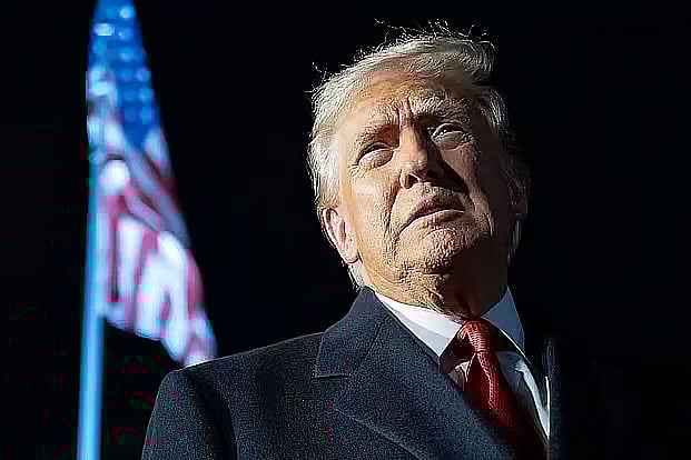 প্রেসিডেন্ট ডোনাল্ড ট্রাম্প