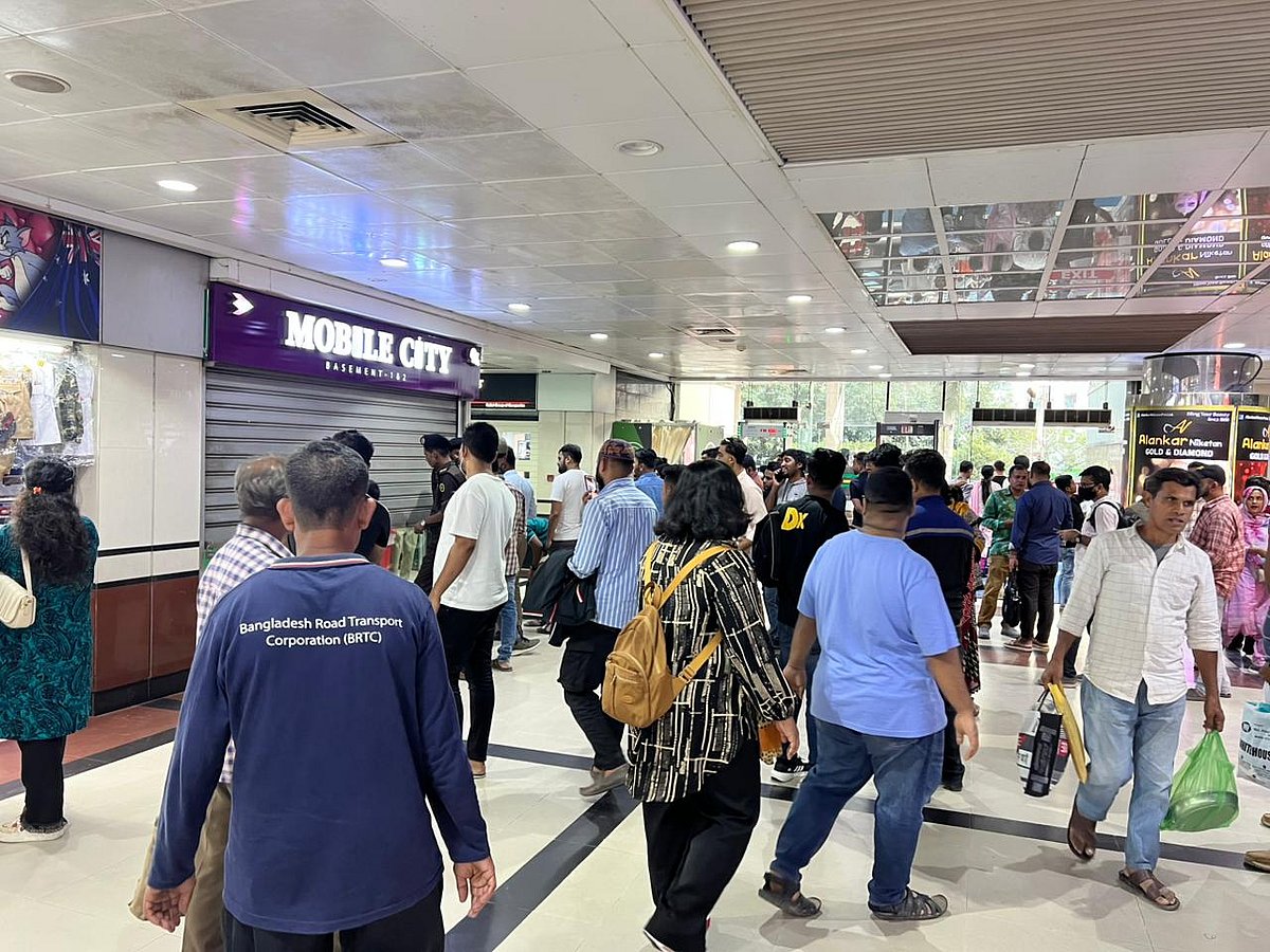 ১৯ নভেম্বর মোবাইল বাজারগুলো বন্ধ থাকলে বিপাকে পড়েন ক্রেতারা