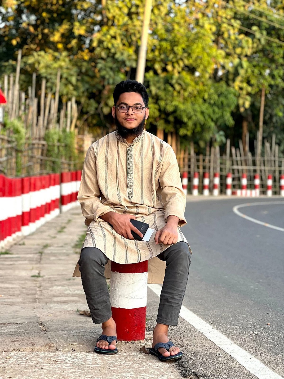 সড়ক দুর্ঘটনায় নিহত হাসান রিয়াদ