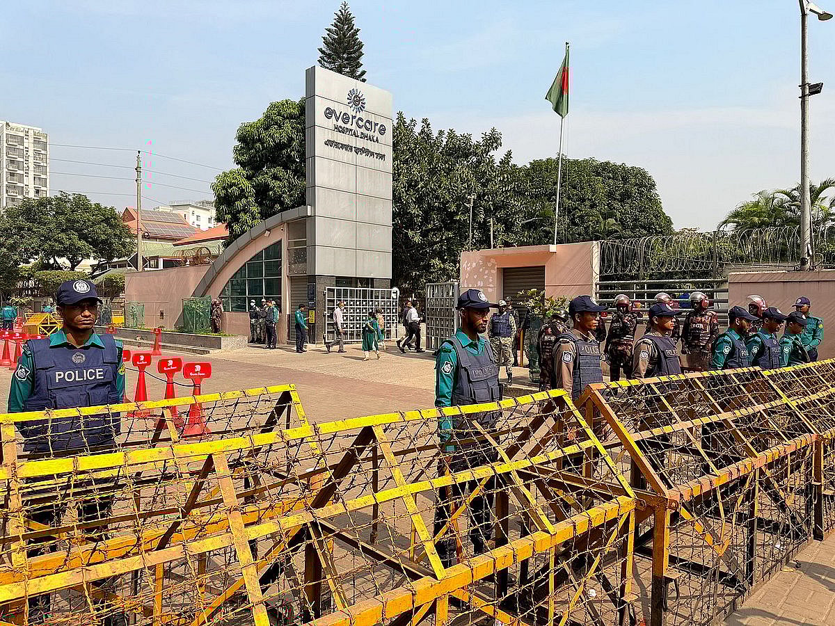রাজধানীর এভারকেয়ার হাসপাতাল