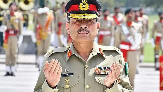 ফিল্ড মার্শাল সৈয়দ আসিম মুনির