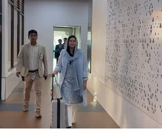 জুবাইদা রহমান আজ শুক্রবার সকাল ১০টা ৪৫ মিনিটের দিকে ঢাকায় এসেছেন