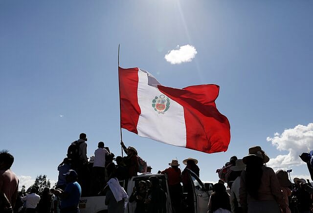 পেরুর জাতীয় পতাকা