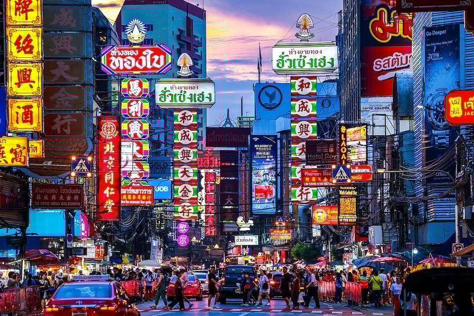 ব্যাংককের চায়না টাউনে পর্যটকদের ভিড়