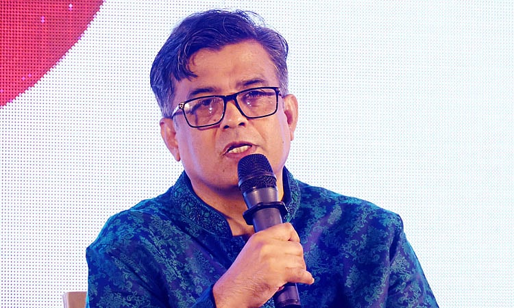 প্রধান উপদেষ্টার প্রেস সচিব শফিকুল আলম