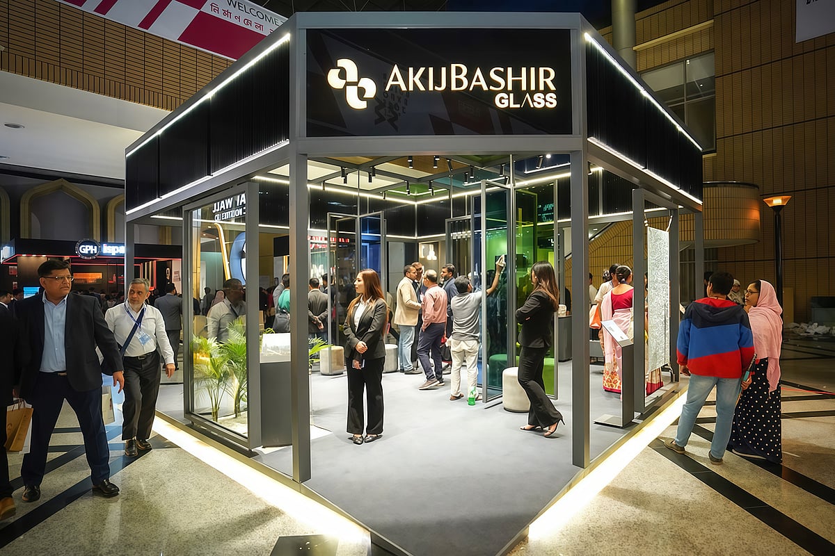 আইএবি বিল্ড এক্সপোতে অংশ নেয় আকিজবশির গ্লাস