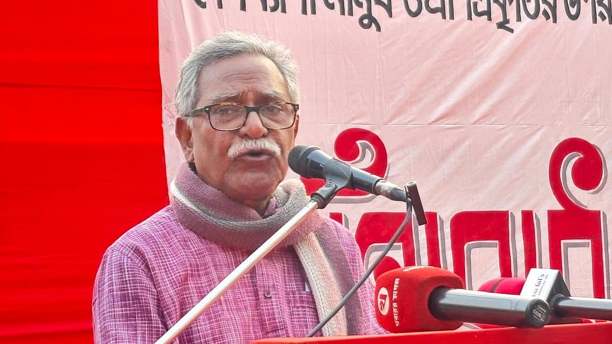 গণতান্ত্রিক অধিকার কমিটির সদস্য অধ্যাপক আনু মুহাম্মদ। আজ শুক্রবার বিকেলে ঢাকায় কেন্দ্রীয় শহীদ মিনারে সাংস্কৃতিক সমাবেশে