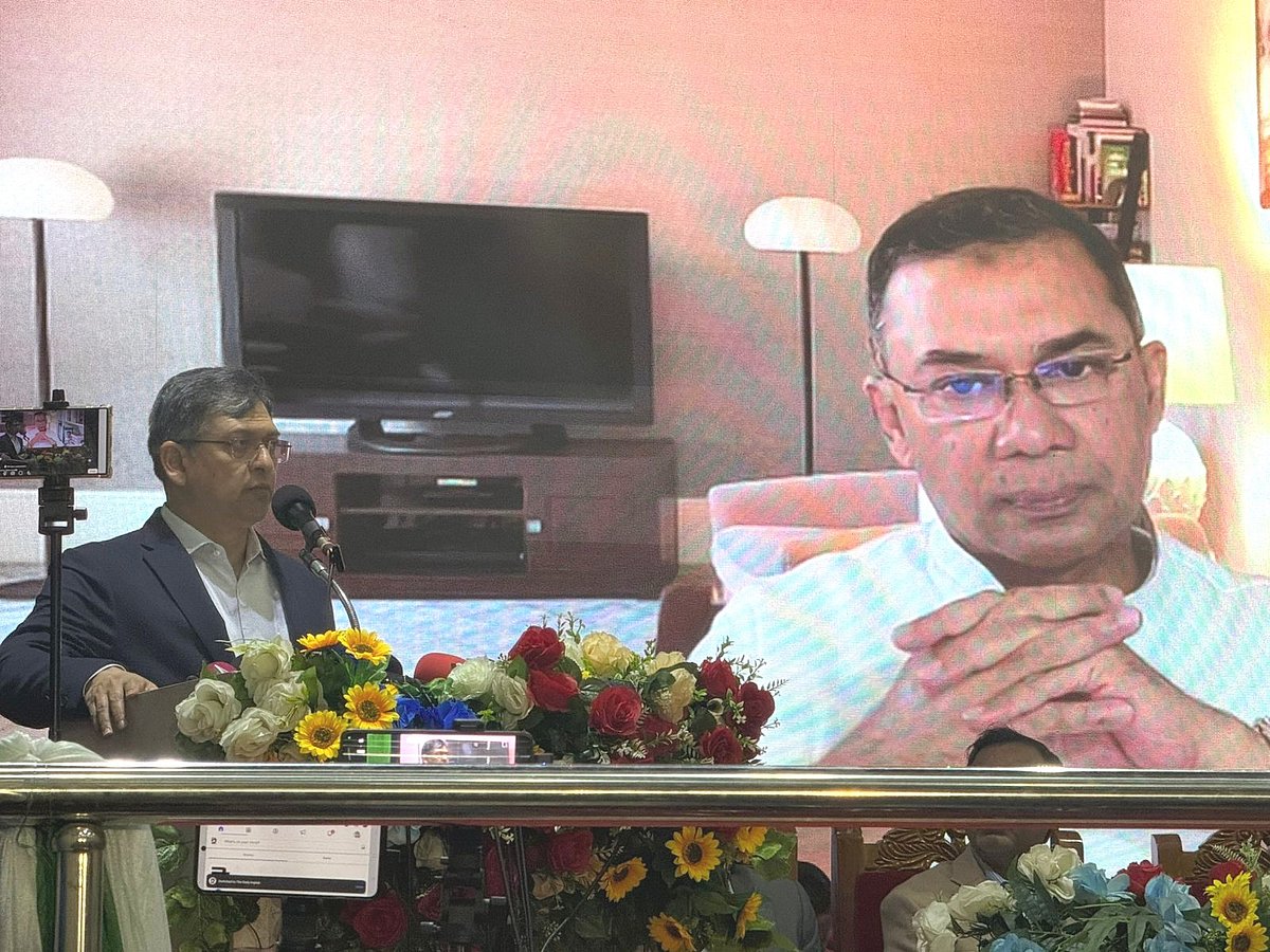 মহান বিজয় দিবস উপলক্ষে বিএনপি আয়োজিত আলোচনা সভায় সালাহউদ্দিন আহমদ। ১৫ ডিসেম্বর, ২০২৫; রাজধানীর রমনায় ইঞ্জিনিয়ার্স ইনস্টিটিউশন মিলনায়তন