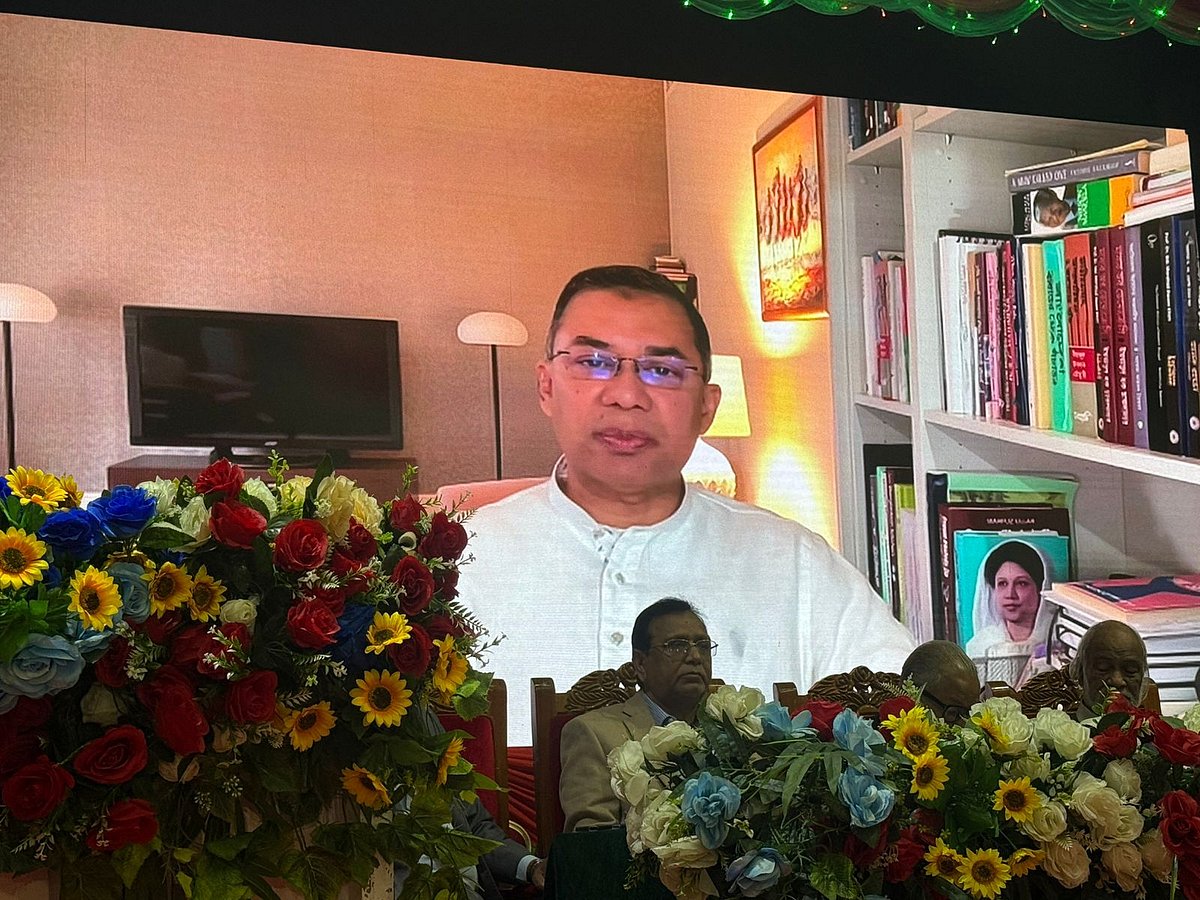 বিজয় দিবস উপলক্ষে বিএনপি আয়োজিত আলোচনা সভায় ভার্চ্যুয়ালি যুক্ত হয়ে প্রধান অতিথির বক্তব্য দেন দলটির ভারপ্রাপ্ত চেয়ারম্যান তারেক রহমান