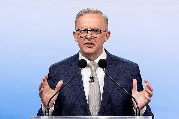 অস্ট্রেলিয়ার প্রধানমন্ত্রী অ্যান্টনি আলবানিজ