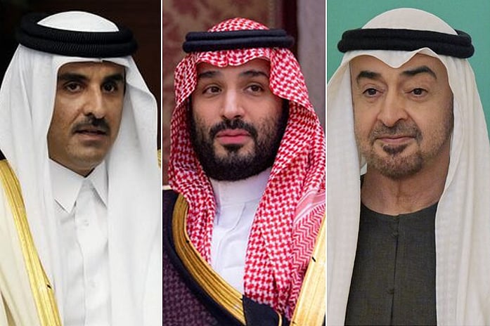 ইউএইর প্রেসিডেন্ট শেখ মোহাম্মদ বিন জায়েদ আল-নাহিয়ান, সৌদি আরবের যুবরাজ মোহাম্মদ বিন সালমান এবং কাতারের আমির শেখ তামিম বিন হামাদ আল-থানি