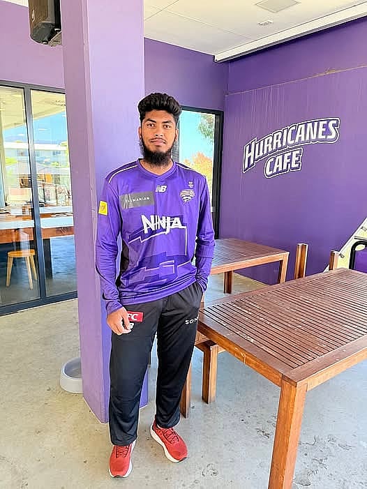 রিশাদ হোসেন