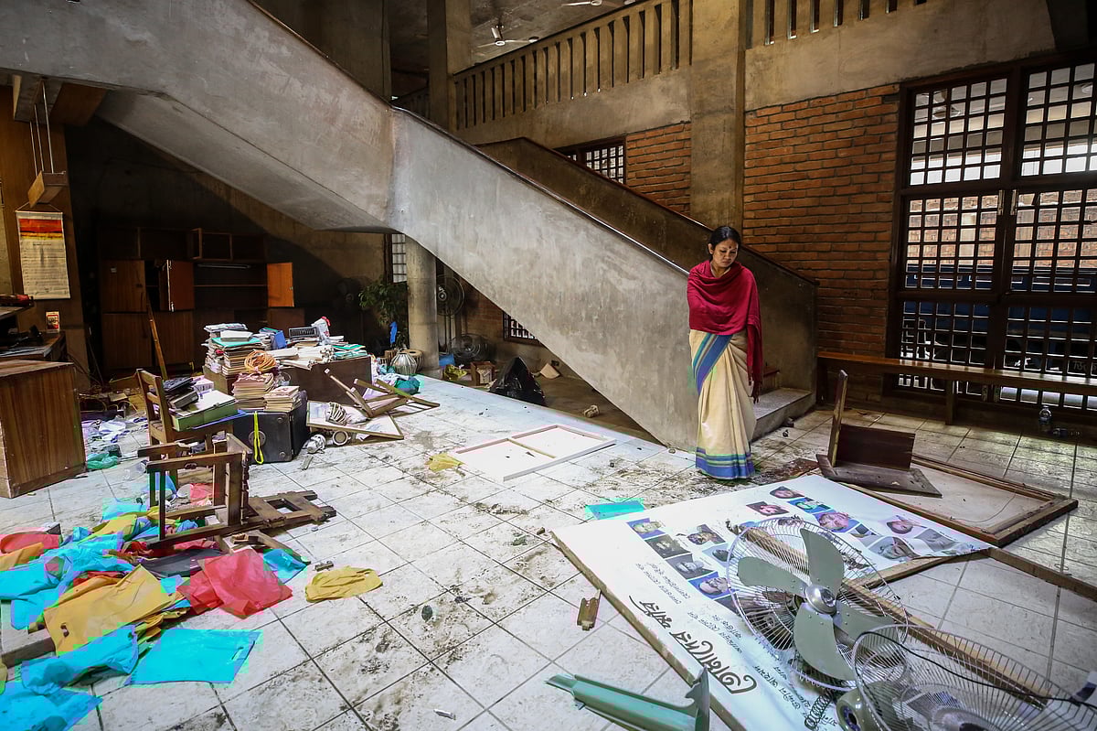 একঝলক (১৯ ডিসেম্বর)