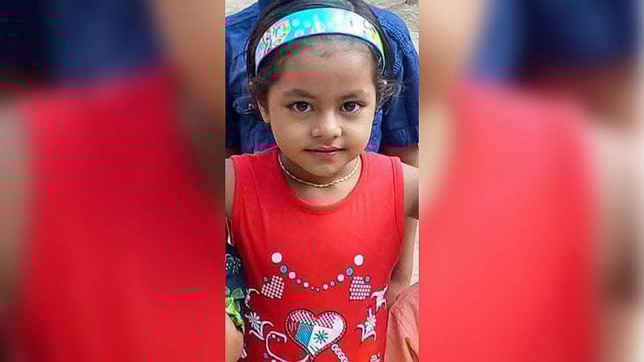 আগুনে পুড়ে মারা যাওয়া শিশু আয়েশা আক্তার