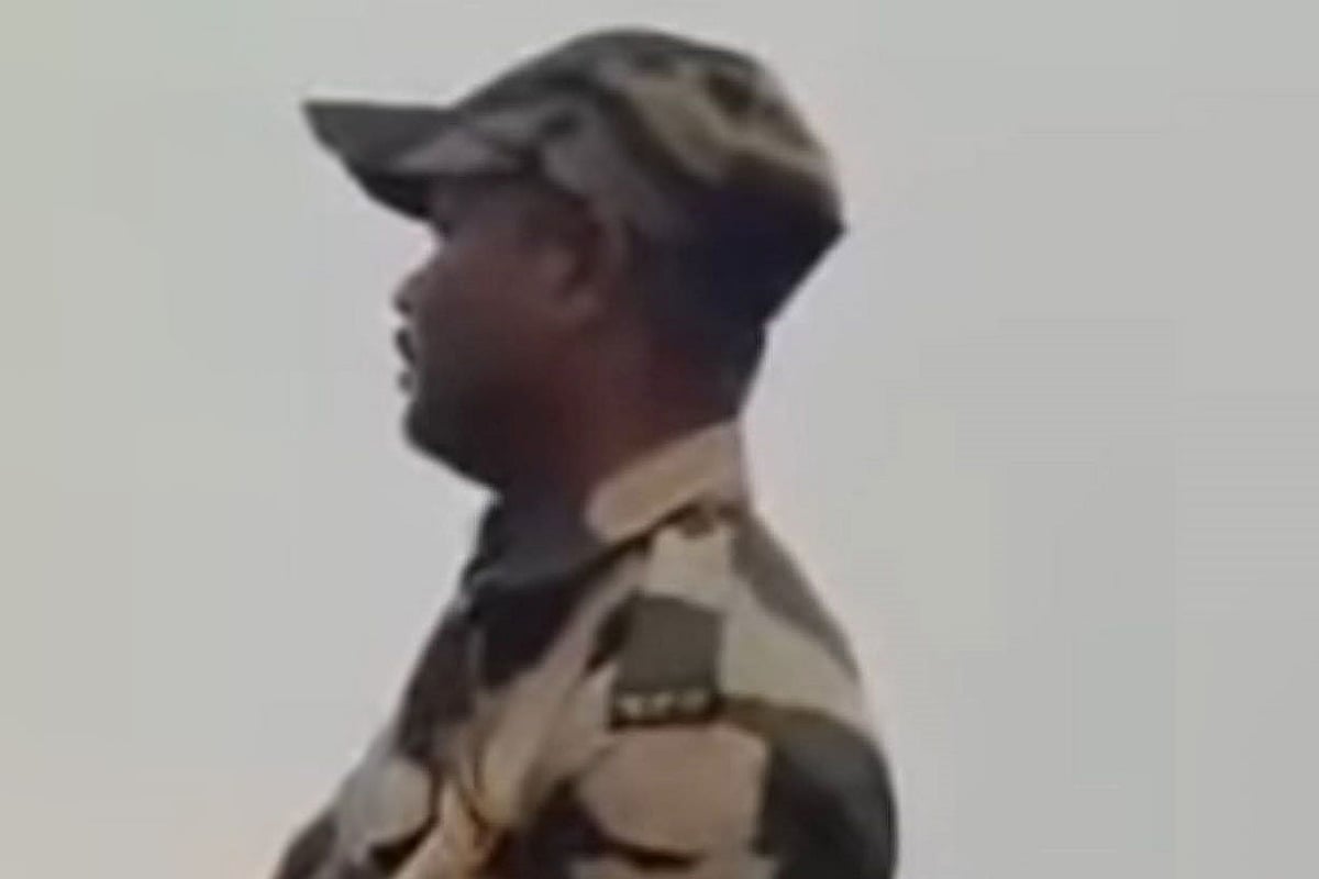 লালমনিরহাটের পাটগ্রামের দহগ্রাম-আঙ্গরপোতায় অনুপ্রবেশের অভিযোগে বিএসএফ সদস্য বেদ প্রকাশকে  আটক করেছে বিজিবি। আজ রোববার ভোরে