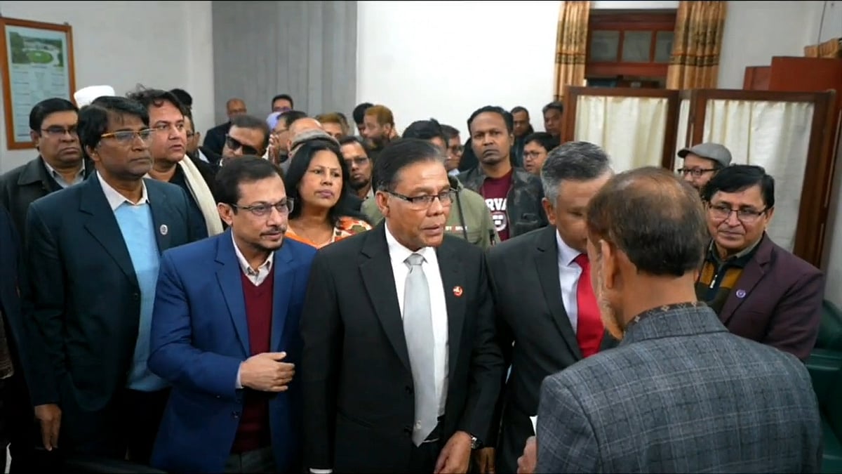 রাজশাহী বিশ্ববিদ্যালয়ে উপাচার্যের সঙ্গে বৈঠক করেছেন বিএনপিপন্থী শিক্ষকেরা। আজ সোমবার বেলা সাড়ে ১১টার দিকে  বিশ্ববিদ্যালয়ের প্রশাসন ভবনে