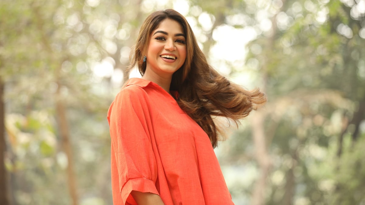 যত্ন নিলে এ সময় চুল থাকবে মসৃণ ও উজ্জ্বল