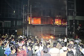 চোখের সামনেই পুড়ছিল আমার অফিস