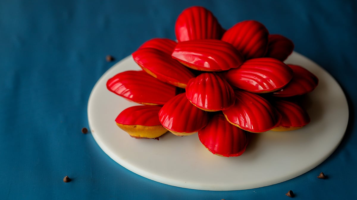 রাসবেরি চকলেট ম্যাডেলিন