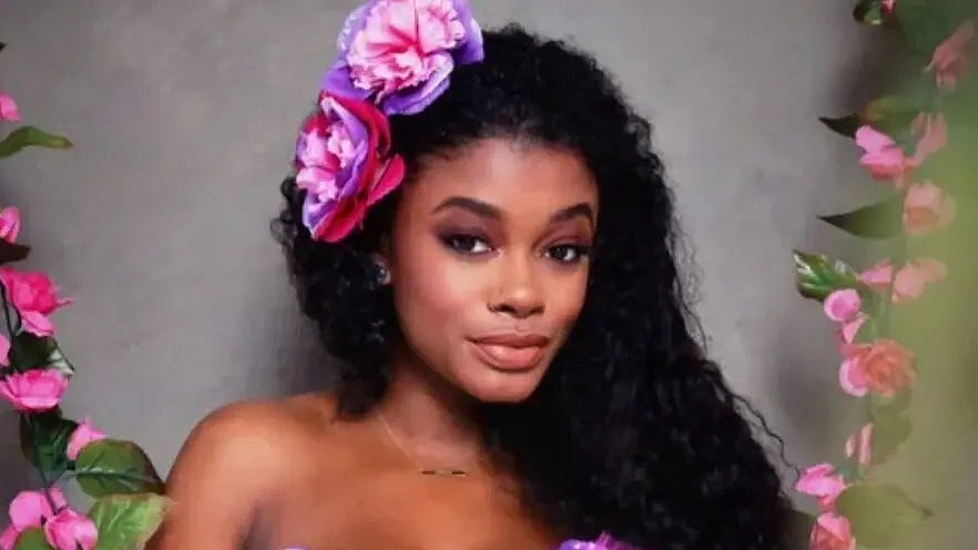 ইমানি ডিয়া স্মিথ। গো ফান্ড মির ওয়েবসাইট