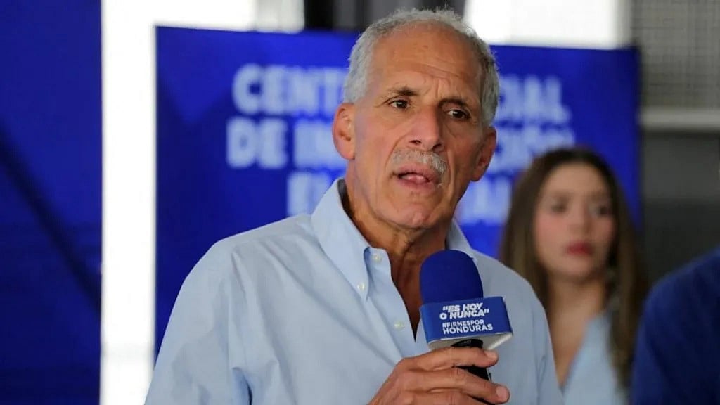 নাসরি আসফুরা