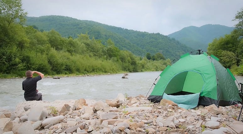 ভ্রমণ বৃদ্ধি পাওয়ায় তাঁবুর চাহিদাও বাড়ছে