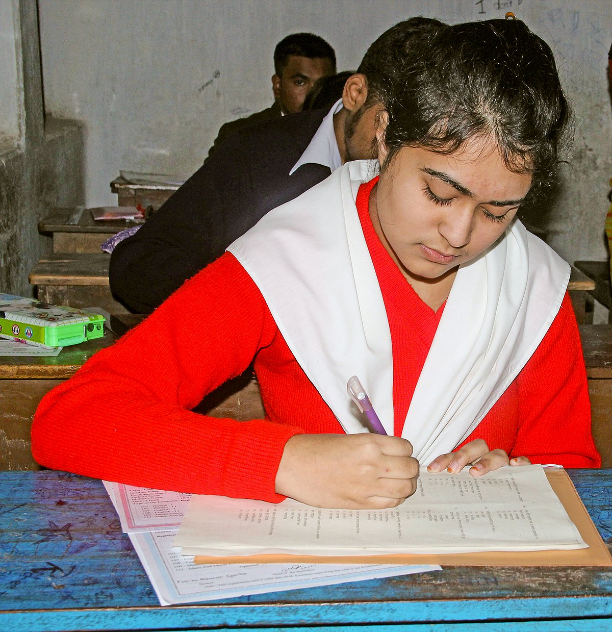 মনোযোগ দিয়ে প্রতিটি শিক্ষার্থীকে পরীক্ষায় অংশ নিতে হবে