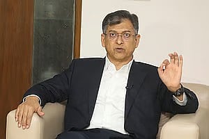 বিএনপির স্থায়ী কমিটির সদস্য ও কক্সবাজার-১ আসনে দলের মনোনীত প্রার্থী সালাহউদ্দিন আহমদ