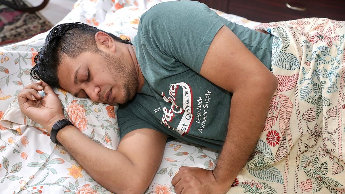 রাতে ঘুমানোর সময় অতিরিক্ত আলোয় থাকা ব্যক্তিদের মধ্যে হৃদ্‌রোগের ঝুঁকি উল্লেখযোগ্য হারে বেশি