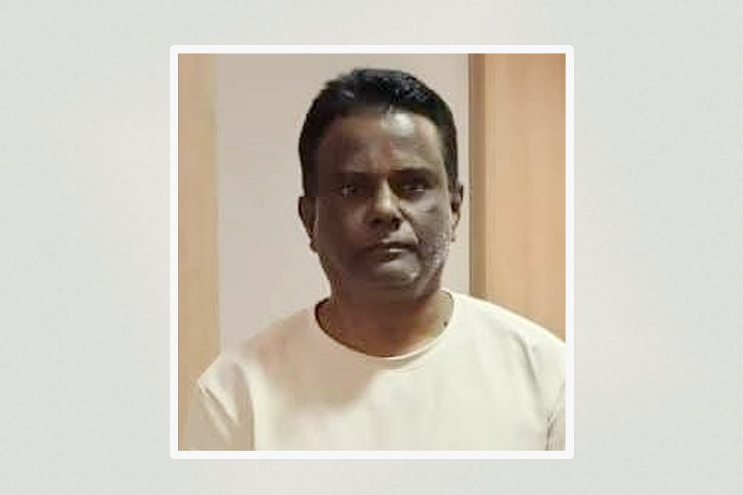 নিরব হোসেন