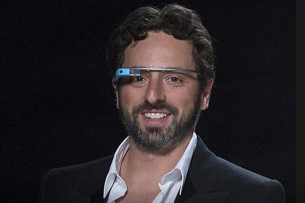 ২০১৩ সালে গুগল গ্লাস পরা সের্গেই ব্রিন