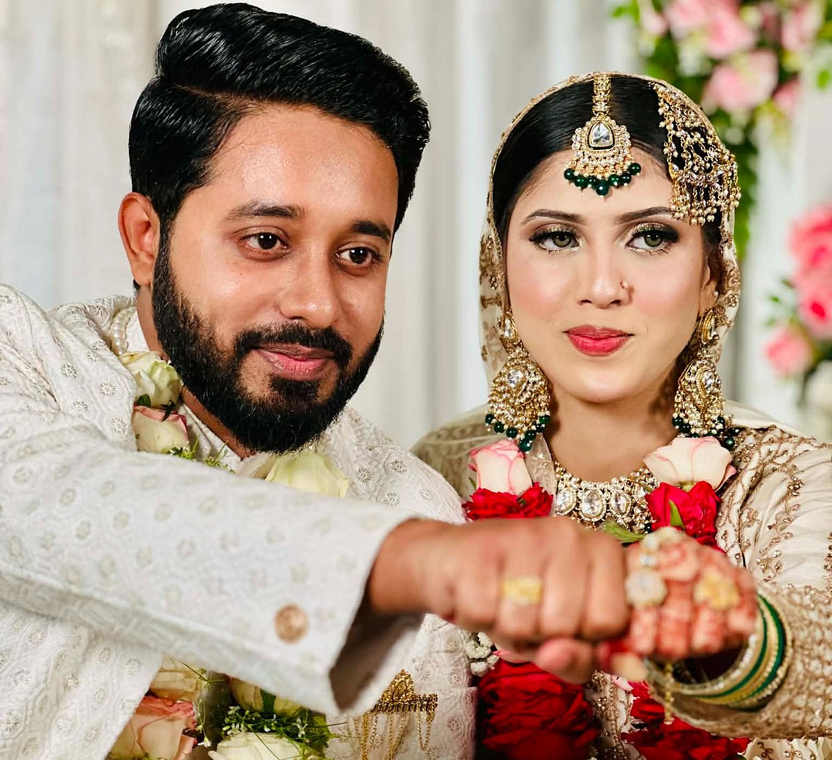 বিয়ের আসরে জাহেদ পারভেজ পাবেল ও তানজিমা ইসলাম