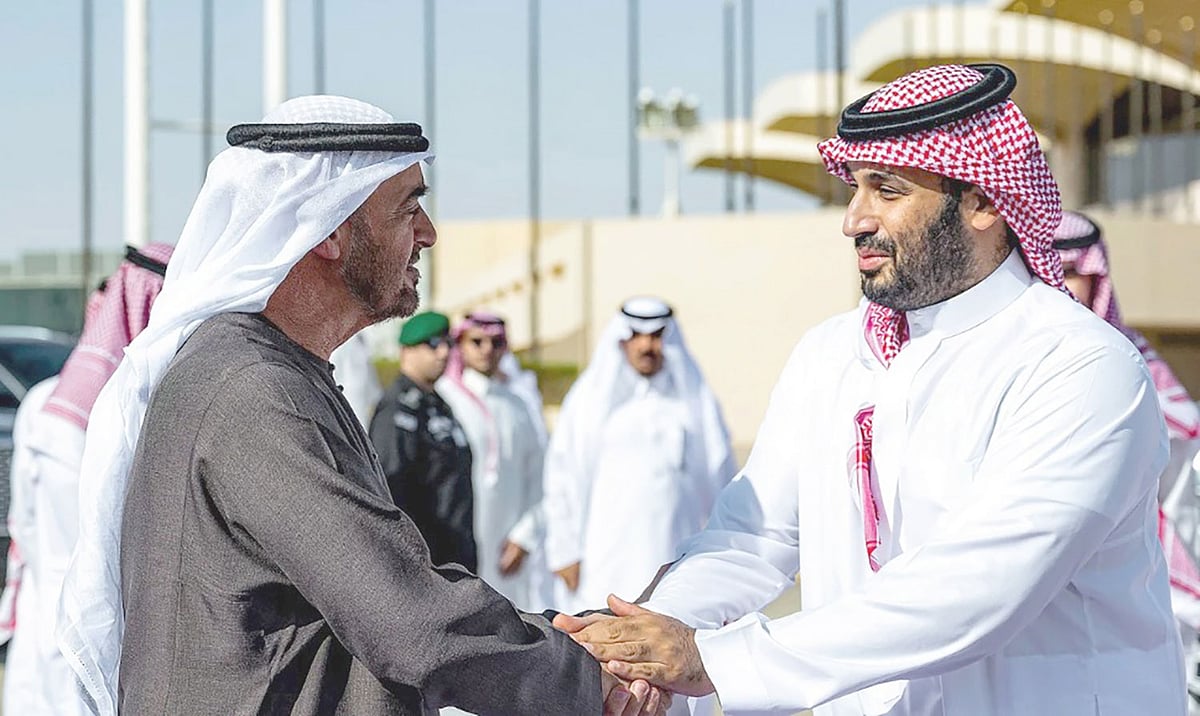 আরব আমিরাতের প্রেসিডেন্ট মোহাম্মদ বিন জায়েদ ও সৌদি যুবরাজ মোহাম্মদ বিন সালমান। ২০২৫ সালের ৩ সেপ্টেম্বর রিয়াদে