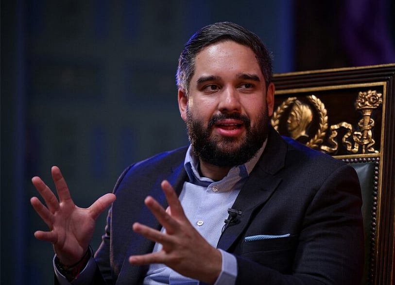 ভেনেজুয়েলার প্রেসিডেন্ট নিকোলা মাদুরোর একমাত্র ছেলে নিকোলা মাদুরো গুয়েরা