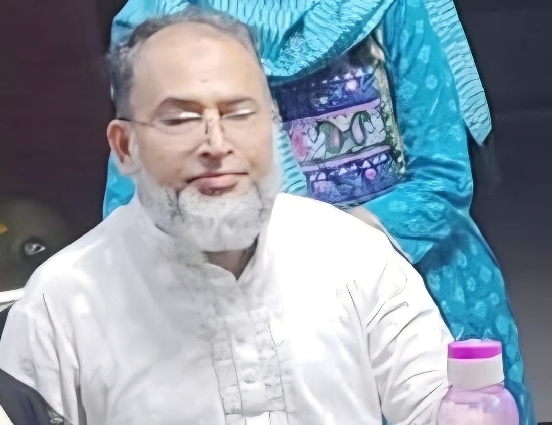 চট্টগ্রাম বিশ্ববিদ্যালয়ে গতকাল ভর্তি পরীক্ষার সময় অসুস্থ হয়ে মারা যান ভর্তি–ইচ্ছুক এক শিক্ষার্থীর বাবা ইব্রাহীম খলিল