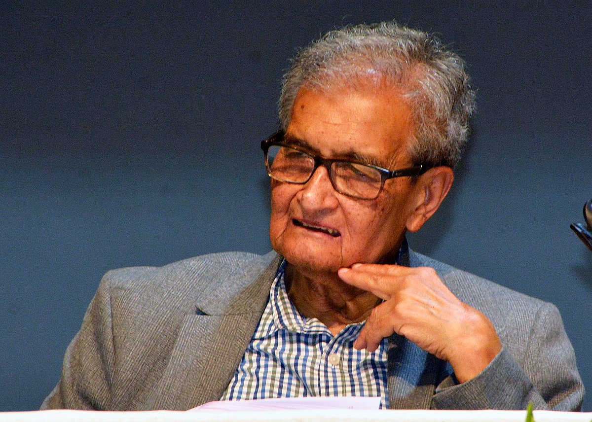 নোবেলজয়ী অর্থনীতিবিদ অমর্ত্য সেন