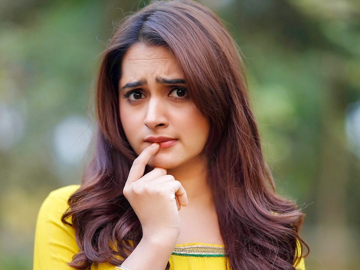 কেয়া পায়েল