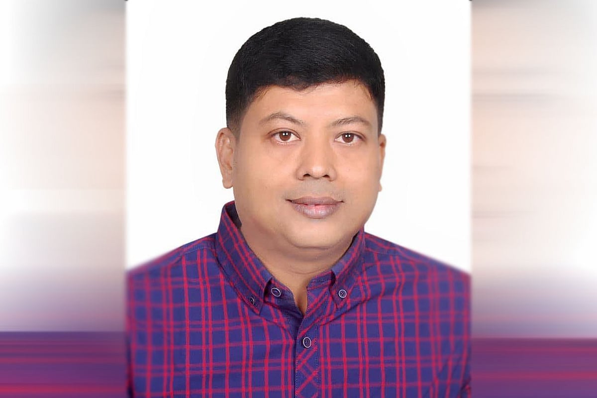 নিহত আজিজুর রহমান ওরফে মুছাব্বির স্বেচ্ছাসেবক দলের ঢাকা মহানগর উত্তর শাখার সাবেক সাধারণ সম্পাদক