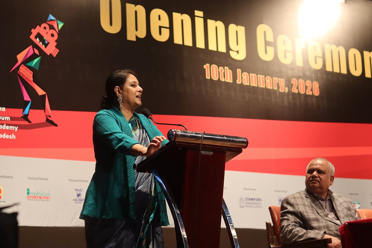 উদ্বোধনী অনুষ্ঠানে অন্তর্বর্তী সরকারের পরিবেশ, বন ও জলবায়ু পরিবর্তন এবং পানিসম্পদ আর তথ্য ও সম্প্রচারবিষয়ক উপদেষ্টা সৈয়দা রিজওয়ানা হাসান পরিবেশসচেতনতা তৈরিতে চলচ্চিত্রের ভূমিকার ওপর গুরুত্ব আরোপ করেন