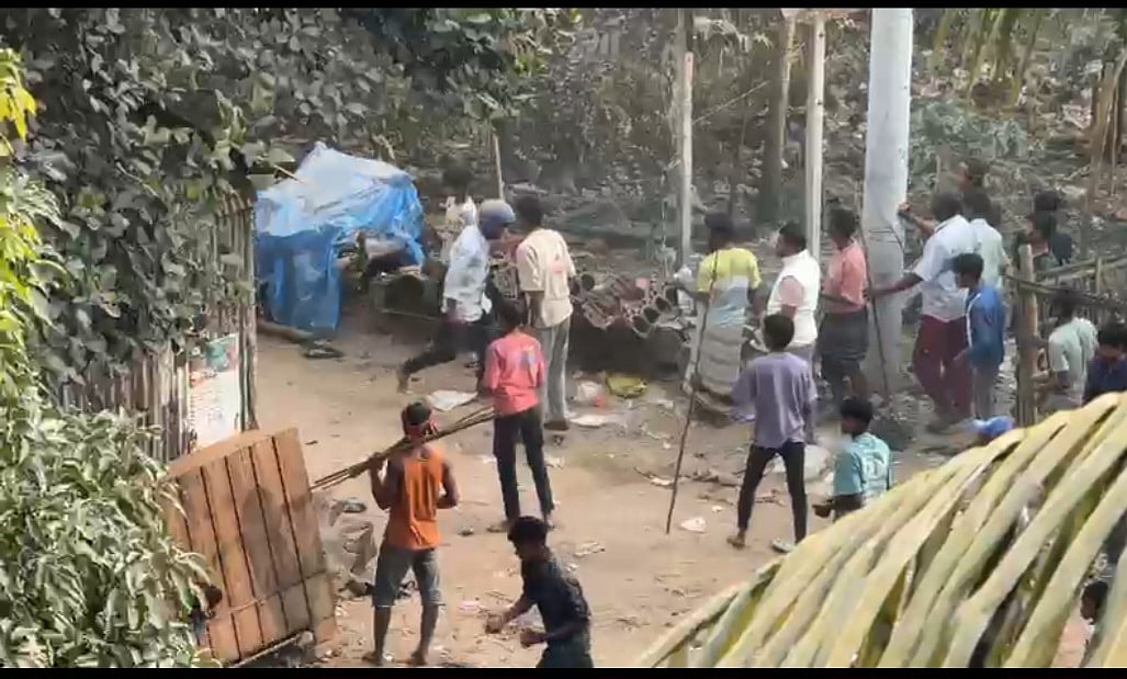 ব্রাহ্মণবাড়িয়ায় যুবদল ও বিএনপি নেতার অনুসারীদের মধ্যে লাঠিসোঁটা-বল্লম নিয়ে সংঘর্ষ বাধে। গতকাল শনিবার বিকেলে