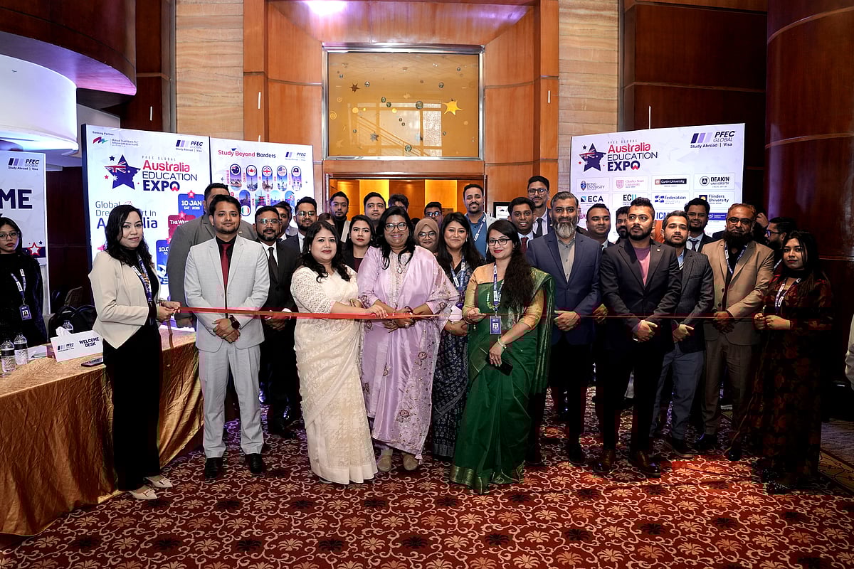 অস্ট্রেলিয়া এডুকেশন এক্সপোর উদ্বোধন করেন পিএফইসি গ্লোবালের সিনিয়র কান্ট্রি ডিরেক্টর ফারিহা বেগম