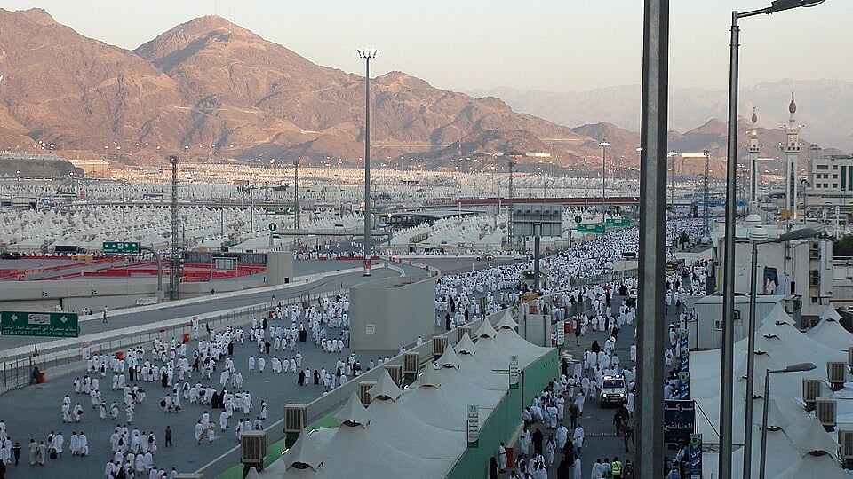 মিনা, মক্কা; যেখানে এখন কোরবানি করা হয়ে থাকে