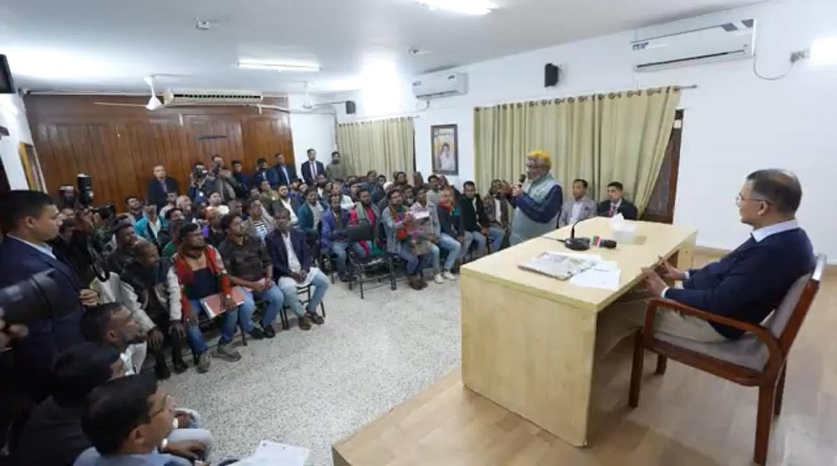 বিএনপির চেয়ারম্যান তারেক রহমানের সঙ্গে মতবিনিময় করেছেন রিকশা, ভ্যান ও ব্যাটারিচালিত অটোরিকশাচালকদের প্রতিনিধিরা। ঢাকা, ১৩ জানুয়ারি