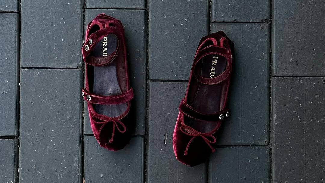 বিশ্বের বিখ্যাত ব্র্যান্ডগুলোর পাশাপাশি বাংলাদেশের নানা ব্র্যান্ডও বানাচ্ছে মেরি জেন স্টাইলের জুতা