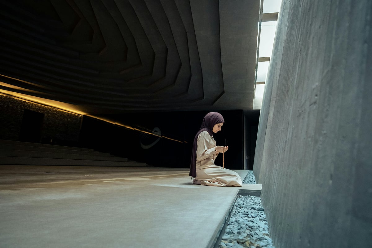 কখনো এমন পরিস্থিতি আসে যখন দোয়া-ই হয় আমাদের বড় আশ্রয়