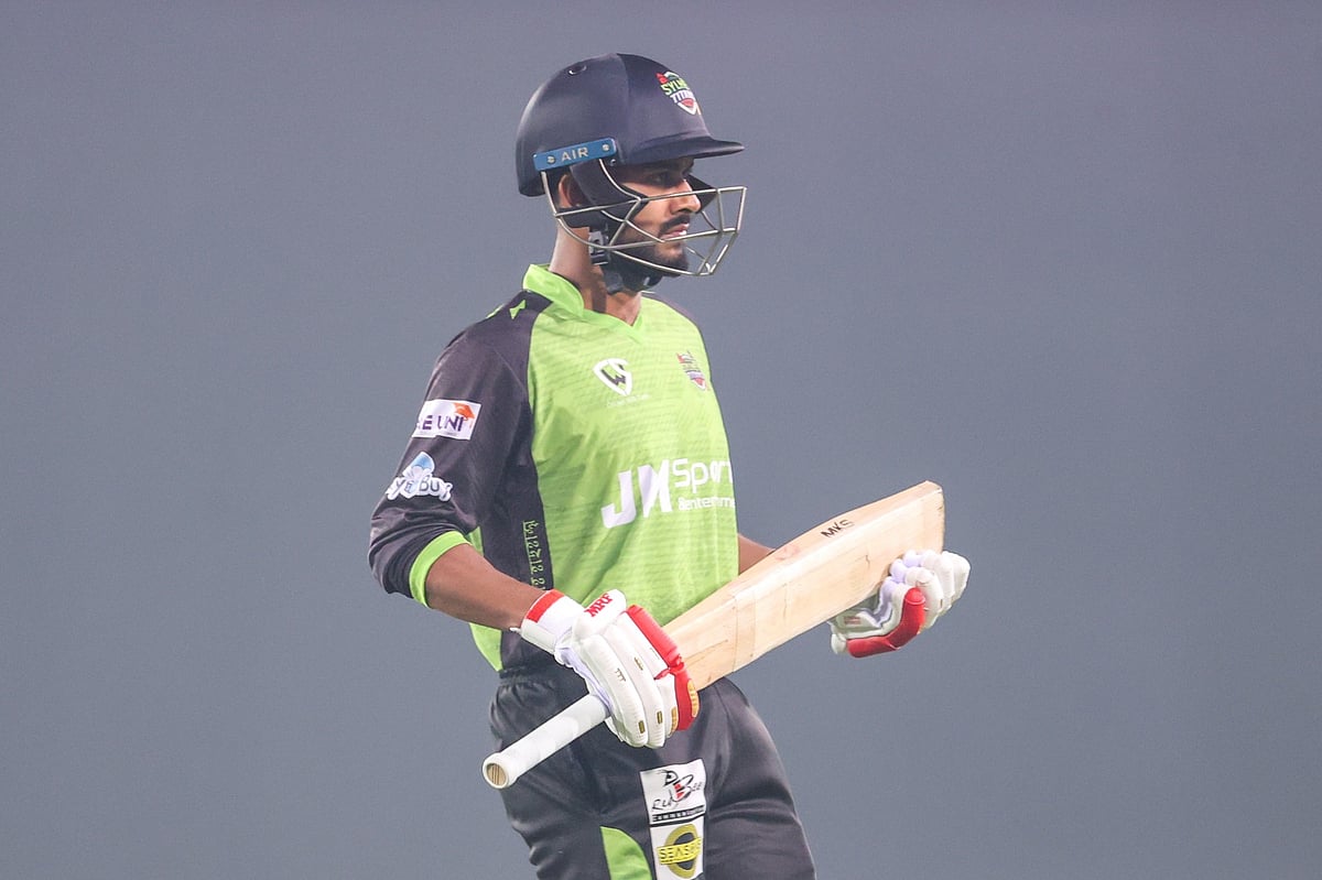 আরও একবার হতাশা নিয়ে মাঠ ছেড়েছেন মিরাজ