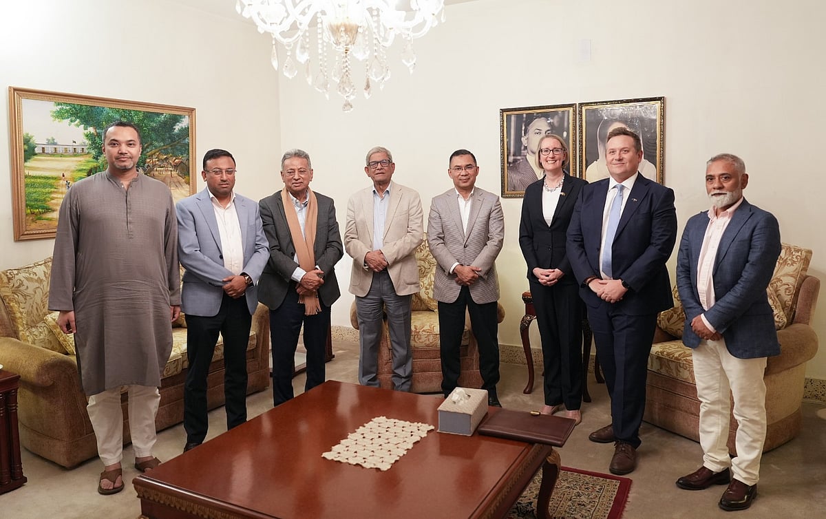 তারেক রহমানের সঙ্গে বৈঠক করেন সারাহ কুক। গুলশান, ঢাকা। ১৭ জানুয়ারি ২০২৬