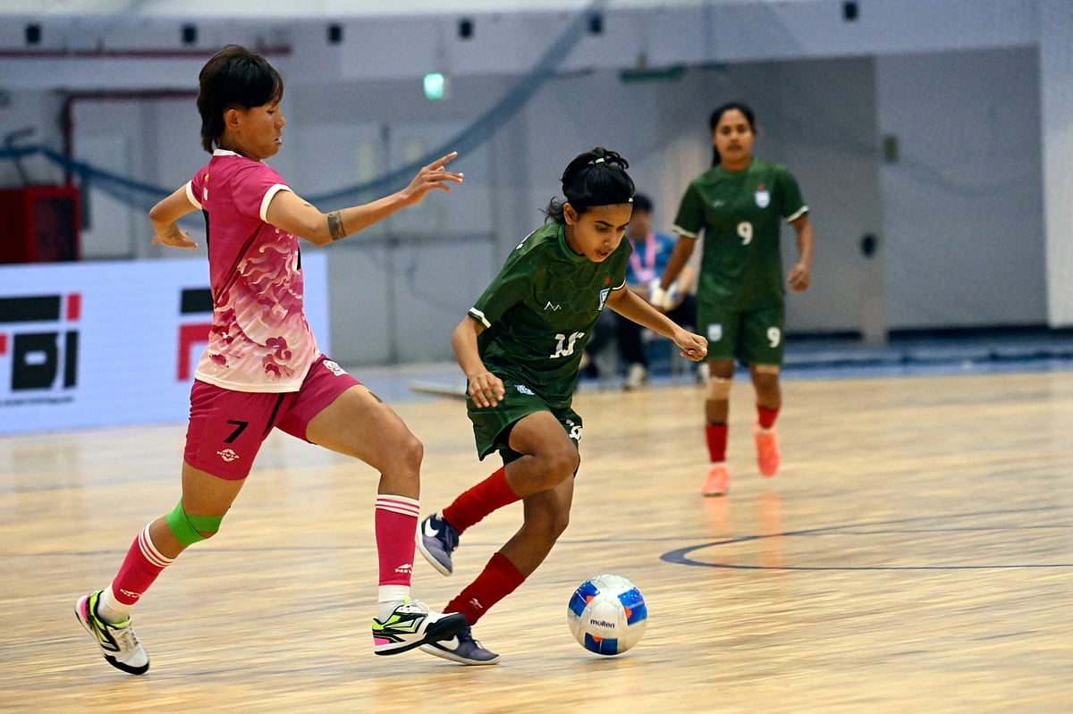 ভুটানের বিপক্ষে আজ ৩-৩ গোলের ড্র নিয়ে মাঠ ছেড়েছে বাংলাদেশের মেয়েরা