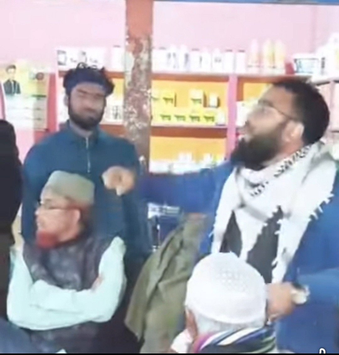 নেত্রকোনা-৩ (কেন্দুয়া-আটপাড়া) আসনে জামায়াতে ইসলামীর প্রার্থীর ভাতিজার বিরুদ্ধে প্রতিপক্ষের গলা কেটে নেওয়ার হুমকি দেওয়ার বক্তব্য সামাজিক যোগাযোগ মাধ্যমে ছড়িয়ে পড়েছে